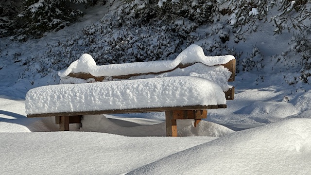 Winter Bank mit Schnee